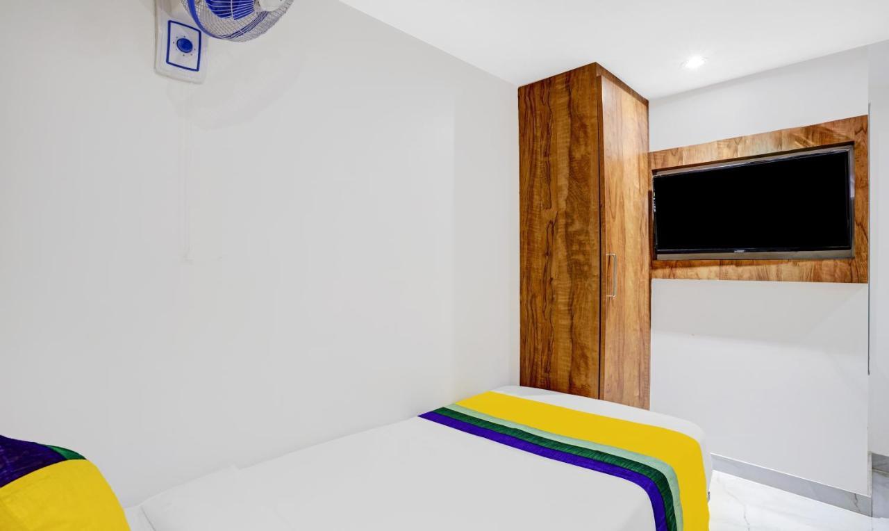 Itsy Hotels Heraa International Bombaim Exterior foto