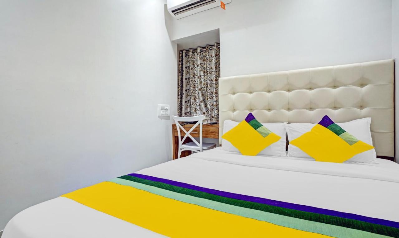 Itsy Hotels Heraa International Bombaim Exterior foto