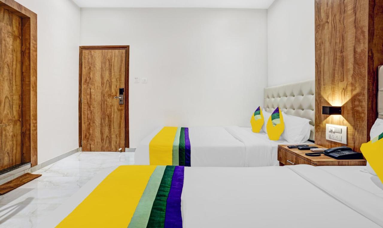 Itsy Hotels Heraa International Bombaim Exterior foto